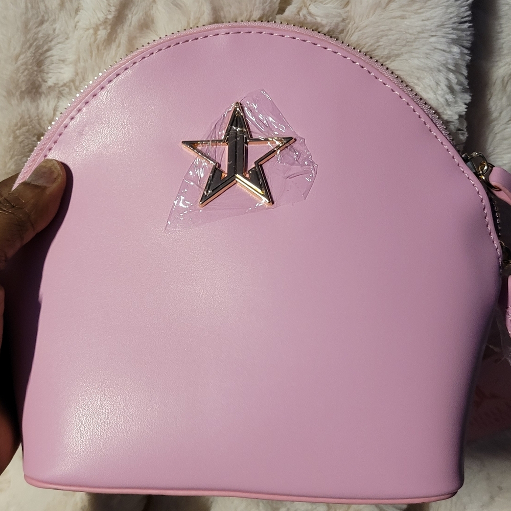 Makeup bag